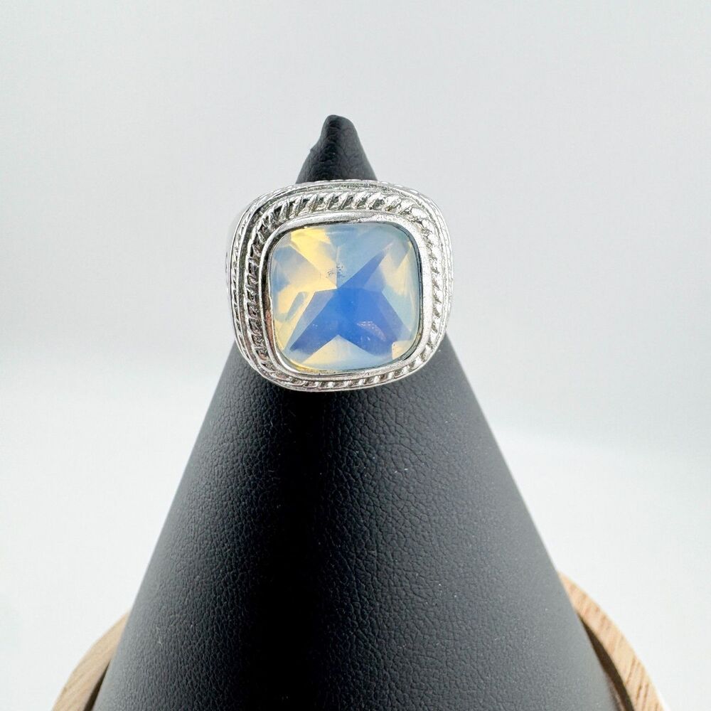 Vintage Silver Tone Iridescent Glass Ring Rope Border Boho Statement Bold